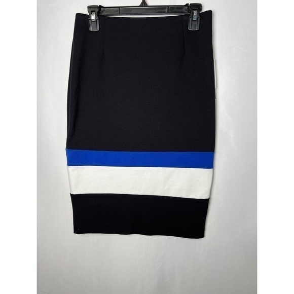Amanda & Chelsea Pencil Skirt - Picture 2 of 4